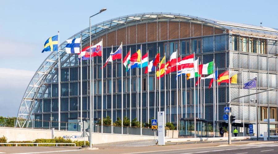 Why Are Long Term Bond Yields Historically High, And What Does It Mean For Investors